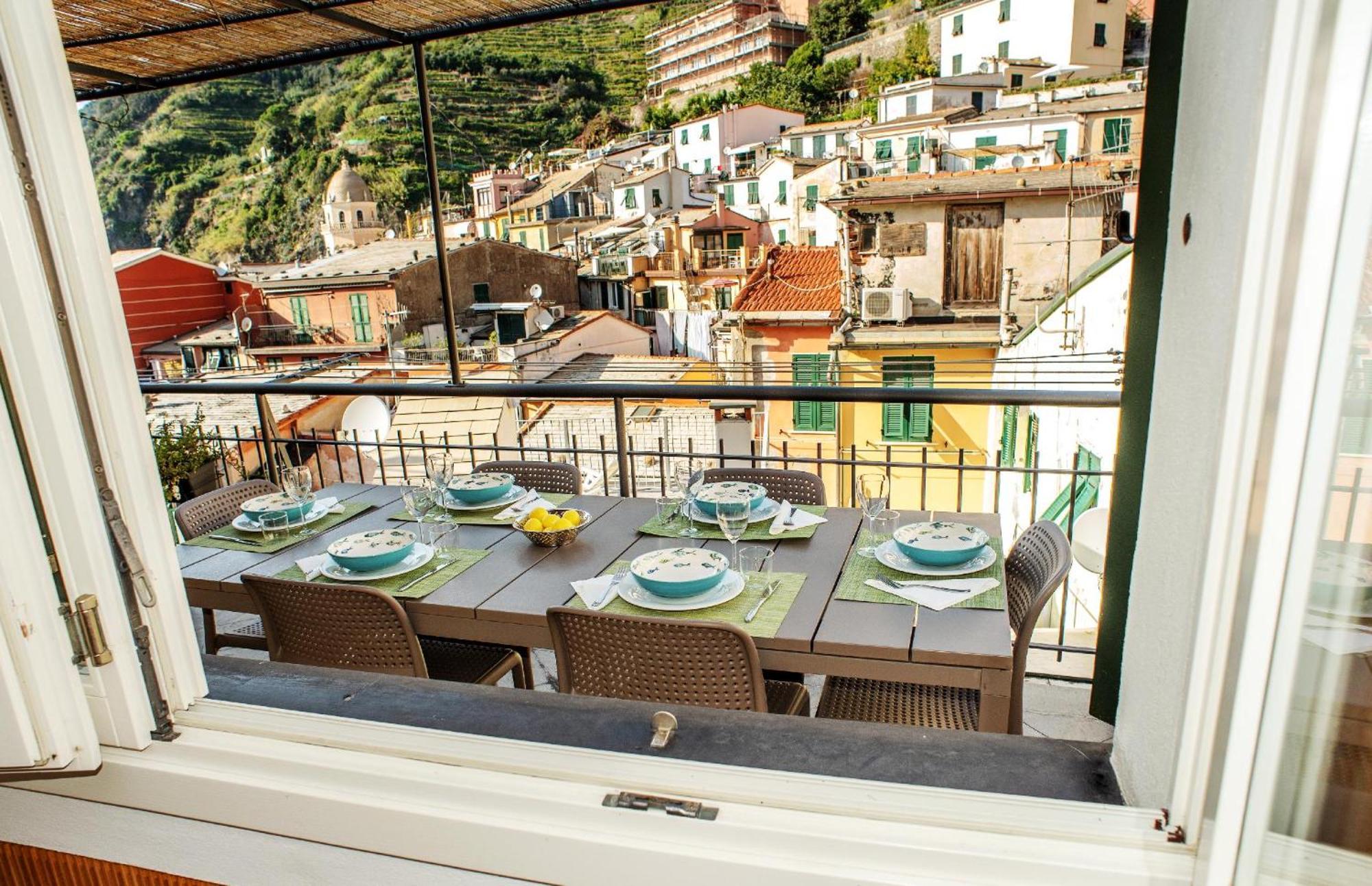 Апартаменты Carattino 12 Idyllic Seafront Retreat Вернацца Экстерьер фото