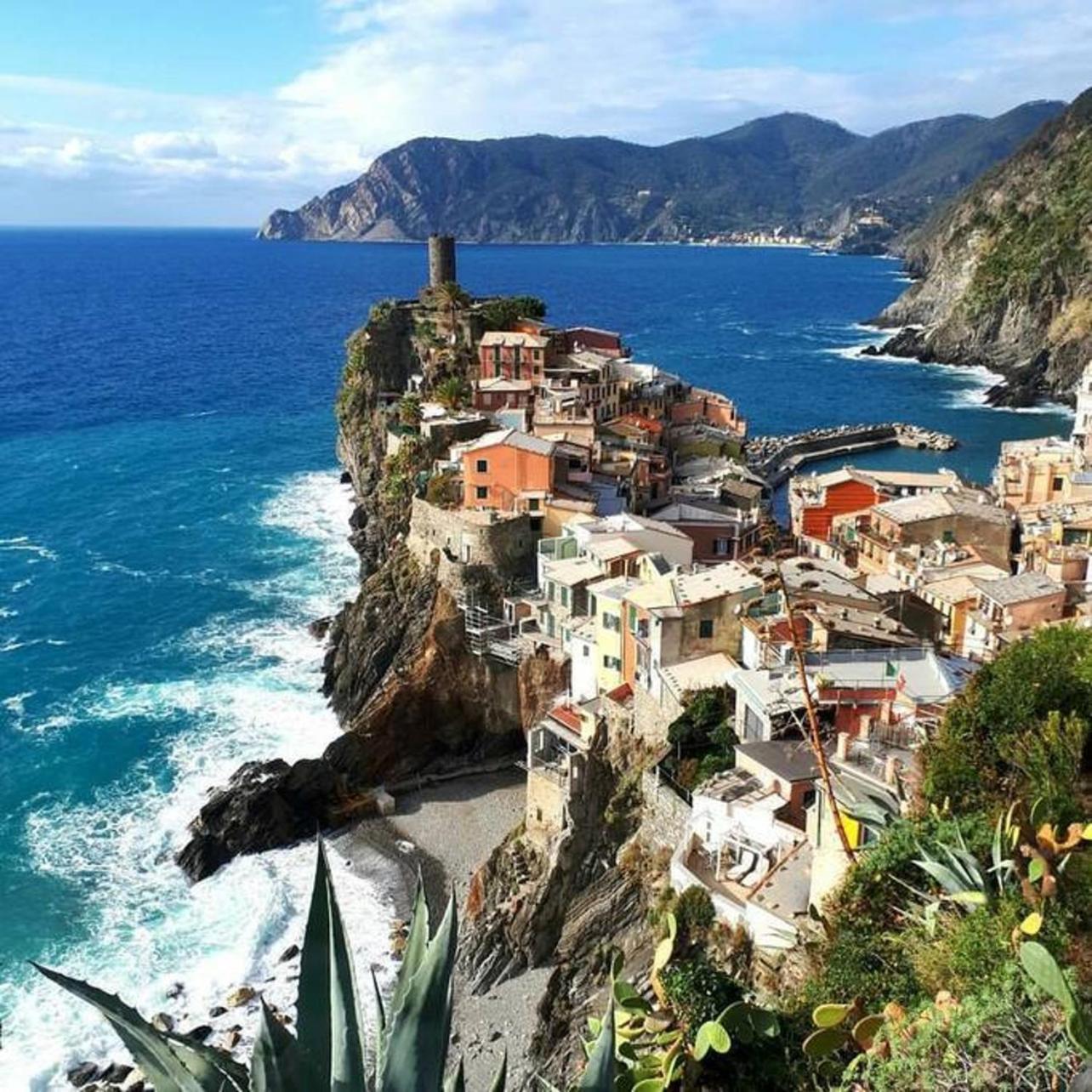 Апартаменты Carattino 12 Idyllic Seafront Retreat Вернацца Экстерьер фото
